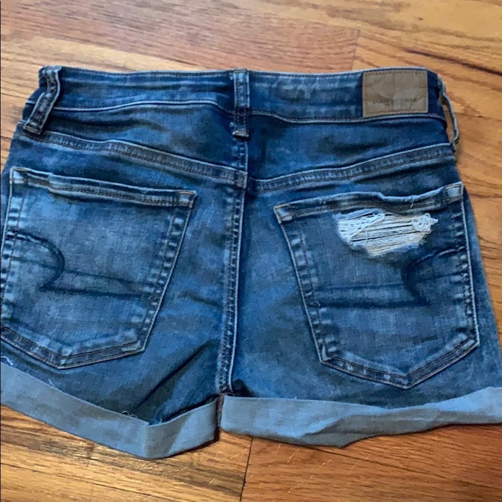 american eagle ripped jean shorts - Picture 2 of 4